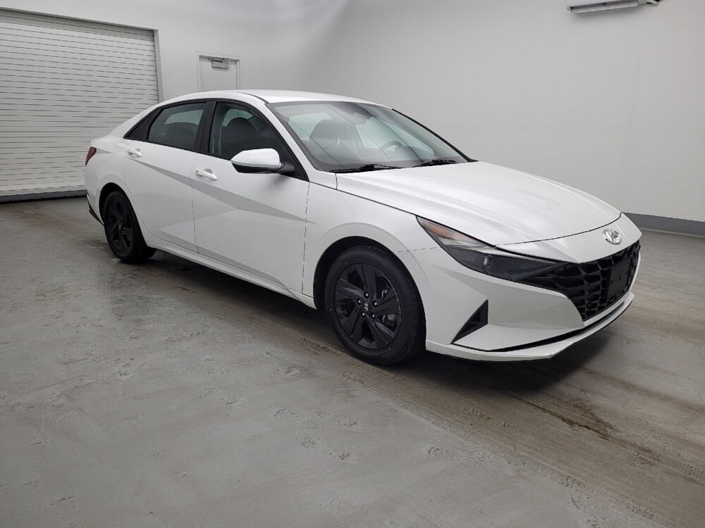 2021 Hyundai Elantra in Maple Heights, OH 44137 - 18120675 11