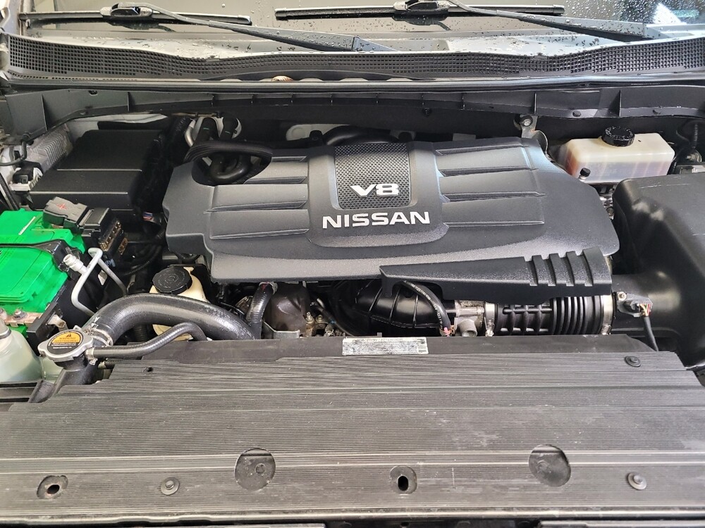 2017 Nissan Titan in Miamisburg, OH 45342 - 18120680 30