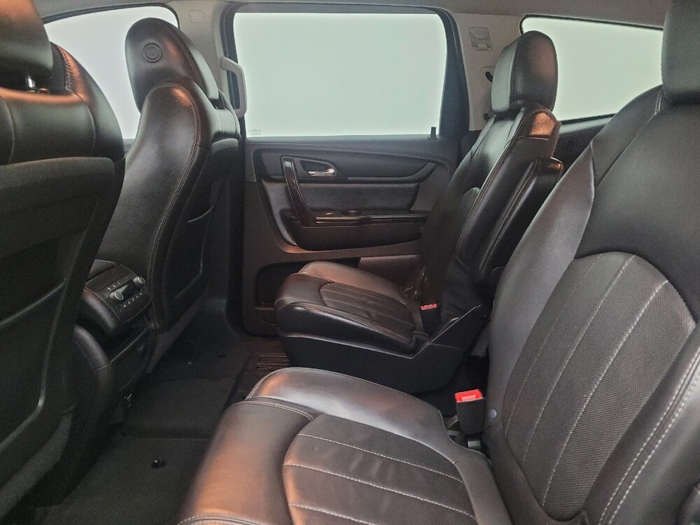 2015 Chevrolet Traverse in Toledo, OH 43617 - 18120681 18