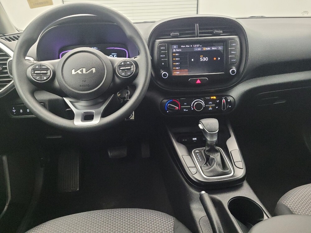 2025 Kia Soul in Cincinnati, OH 45255 - 18120684 22