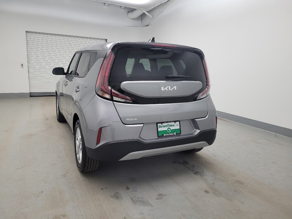 2025 Kia Soul in Cincinnati, OH 45255 - 18120684 6