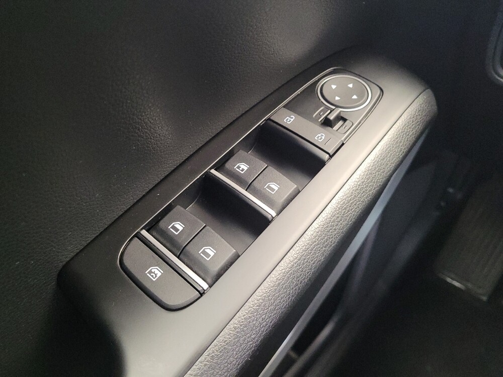 2025 Kia Soul in Cincinnati, OH 45255 - 18120684 27