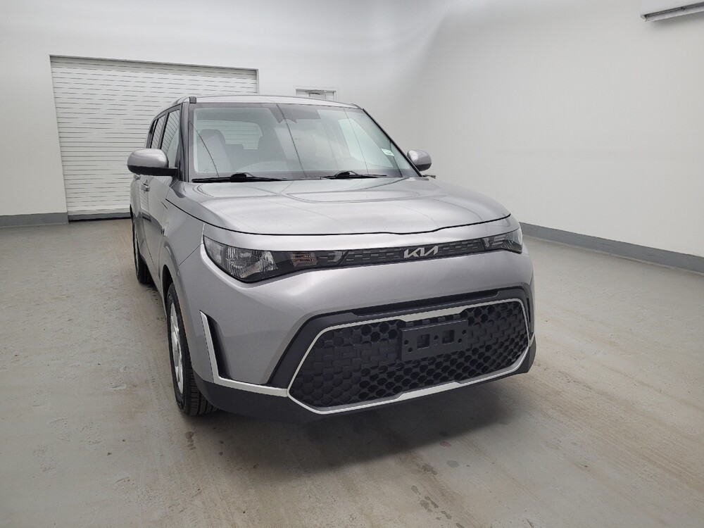 2025 Kia Soul in Cincinnati, OH 45255 - 18120684 14