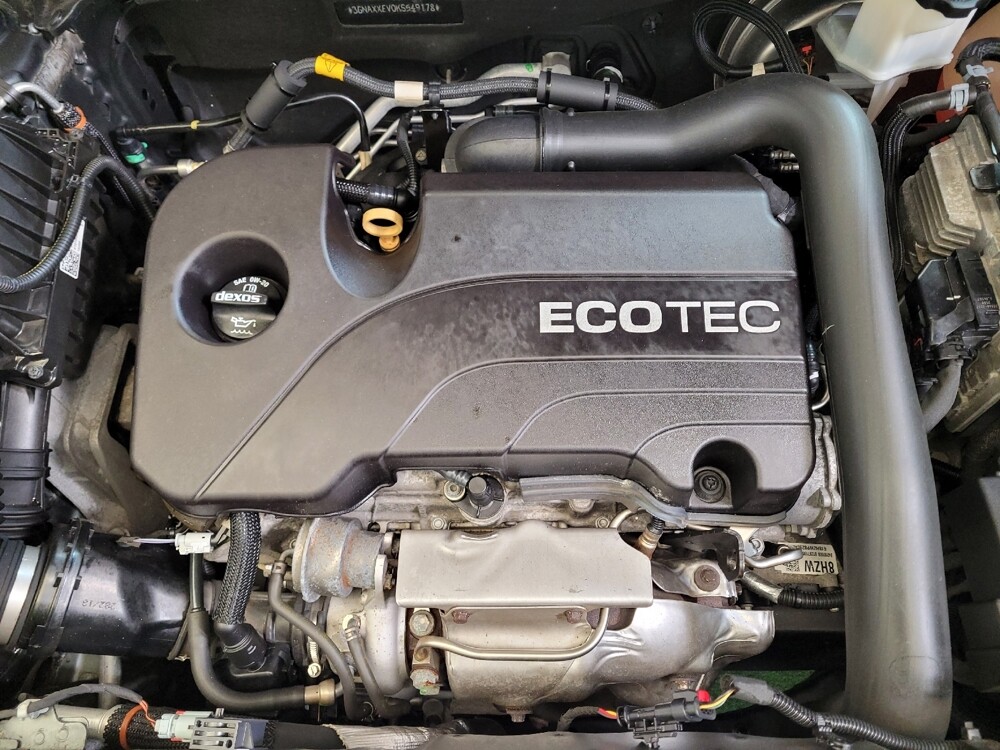 2019 Chevrolet Equinox in Columbus, OH 43231 - 18120686 30