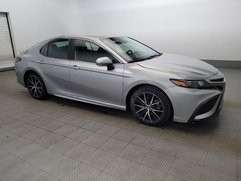 2024 Toyota Camry in Plymouth Meeting, PA 19462 - 18120689 11