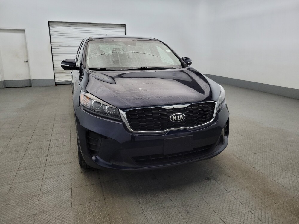 2020 Kia Sorento in Plymouth Meeting, PA 19462 - 18120695 14