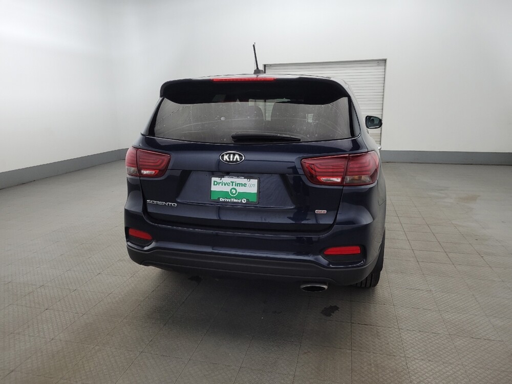 2020 Kia Sorento in Plymouth Meeting, PA 19462 - 18120695 7