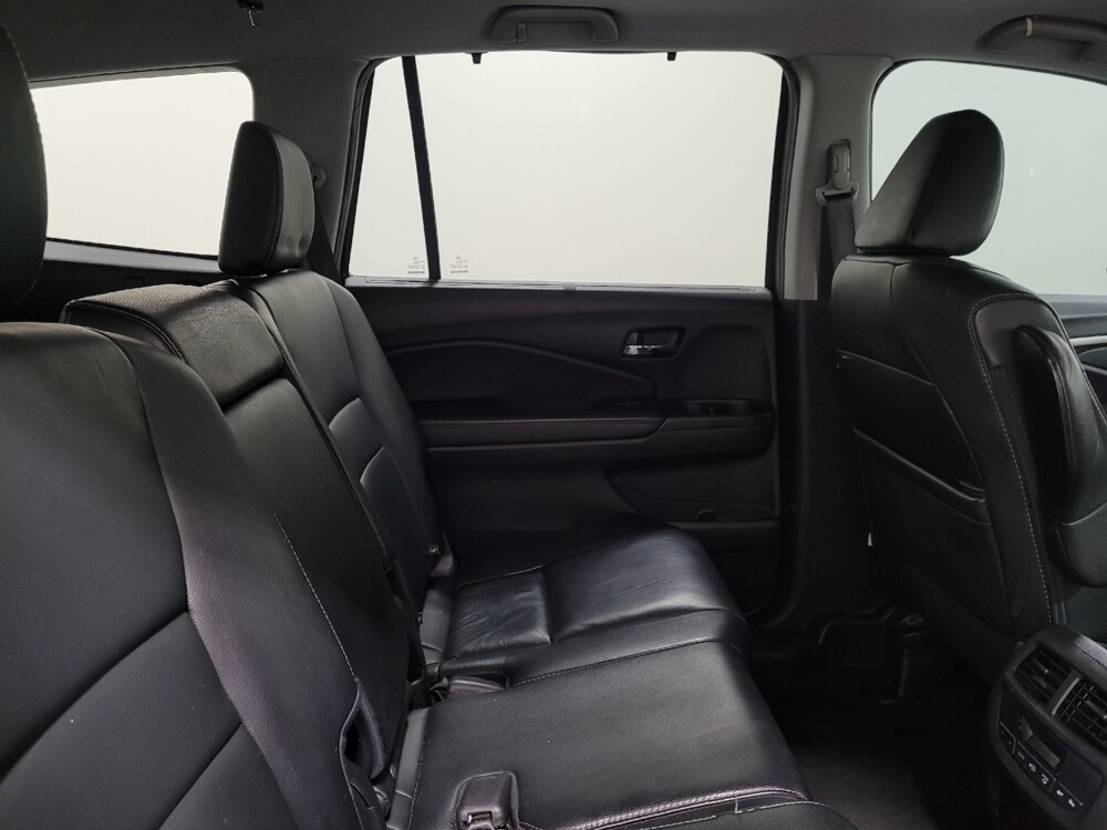 2019 Honda Pilot in Allentown, PA 18103 - 18120701 19