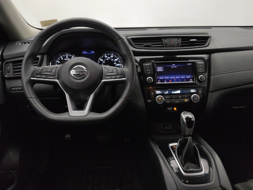 2020 Nissan Rogue in St. Louis, MO 63136 - 18120707 22