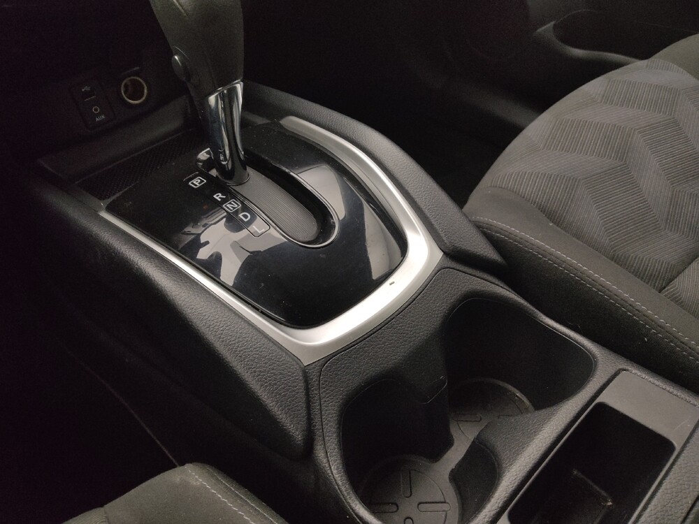 2016 Nissan Rogue in Independence, MO 64055 - 18120710 26