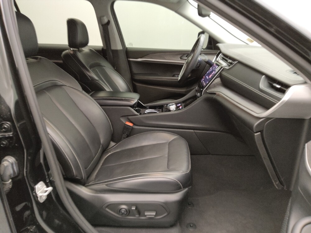 2021 Jeep Grand Cherokee L in Wichita, KS 67207 - 18120713 21