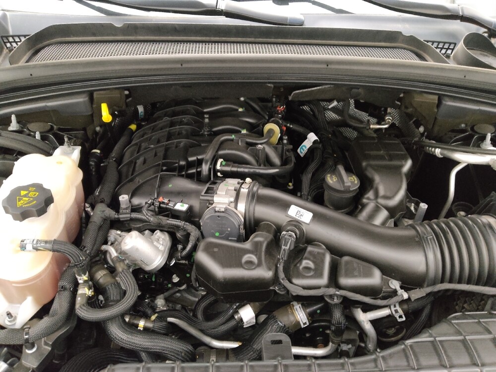 2021 Jeep Grand Cherokee L in Wichita, KS 67207 - 18120713 30