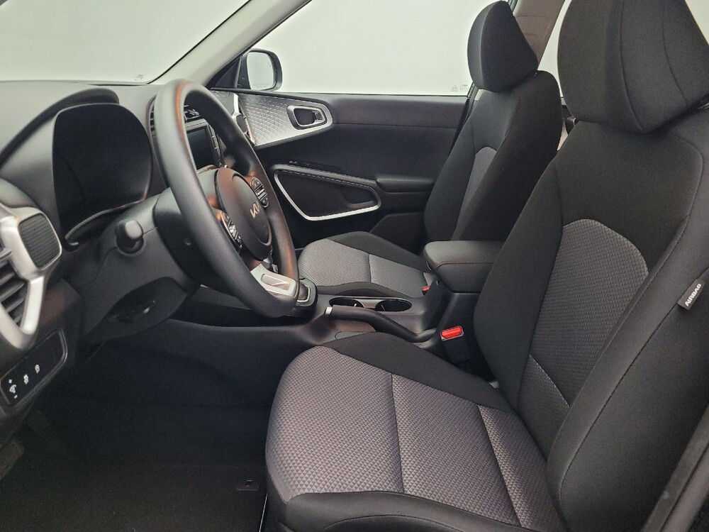 2025 Kia Soul in Marietta, GA 30062 - 18120717 17