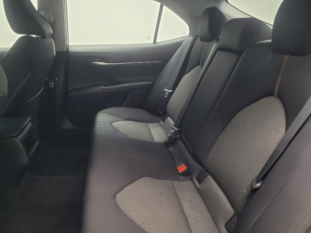 2018 Toyota Camry in Highland, IN 46322 - 18120724 18