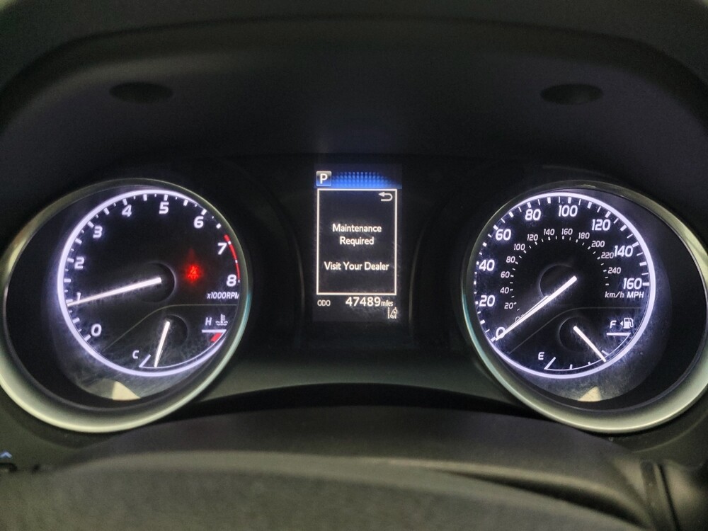 2018 Toyota Camry in Highland, IN 46322 - 18120724 23