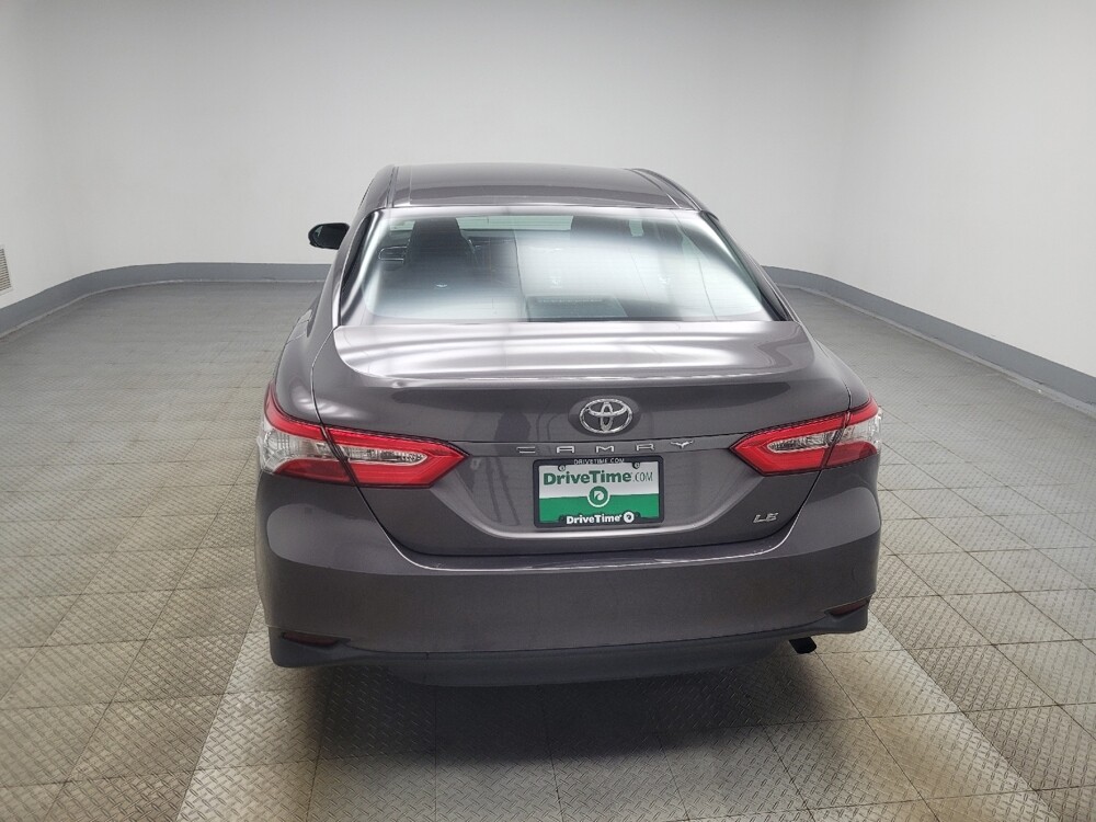 2018 Toyota Camry in Highland, IN 46322 - 18120724 6