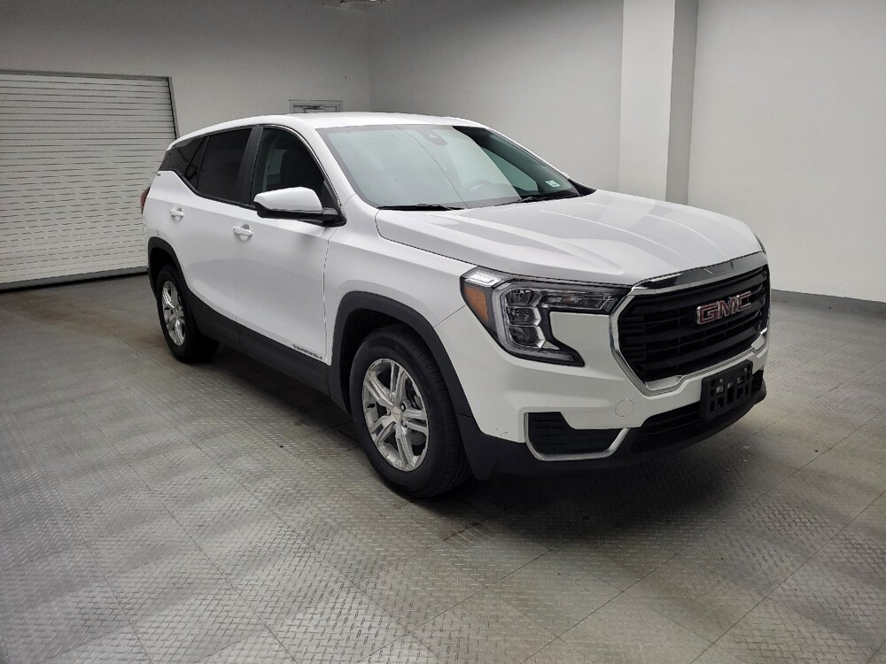 2023 GMC Terrain in Grand Rapids, MI 49508 - 18120727 13