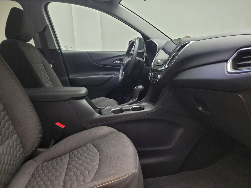 2021 Chevrolet Equinox in Eastpointe, MI 48021 - 18120729 21