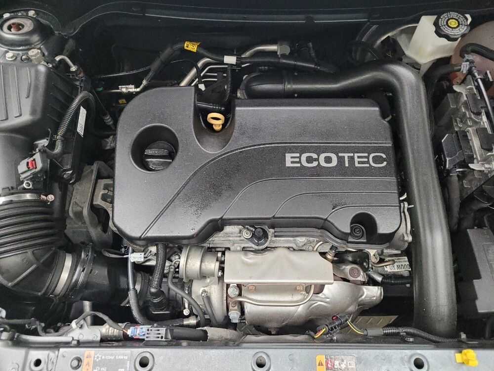 2021 Chevrolet Equinox in Eastpointe, MI 48021 - 18120729 30