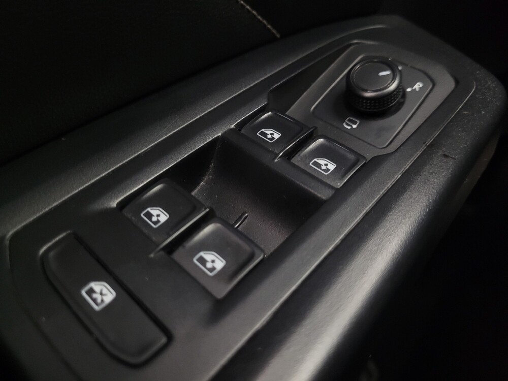 2020 Volkswagen Atlas in Ft Wayne, IN 46805 - 18120732 27