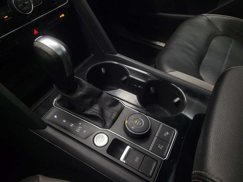 2020 Volkswagen Atlas in Ft Wayne, IN 46805 - 18120732 26