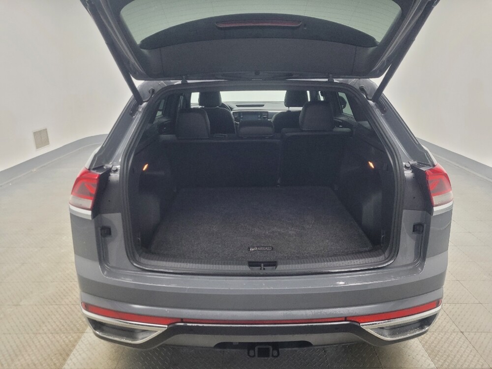 2020 Volkswagen Atlas in Ft Wayne, IN 46805 - 18120732 29