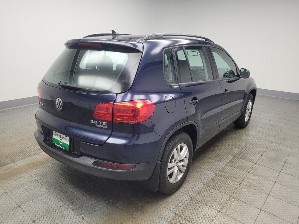2015 Volkswagen Tiguan in Indianapolis, IN 46222 - 18120733 9