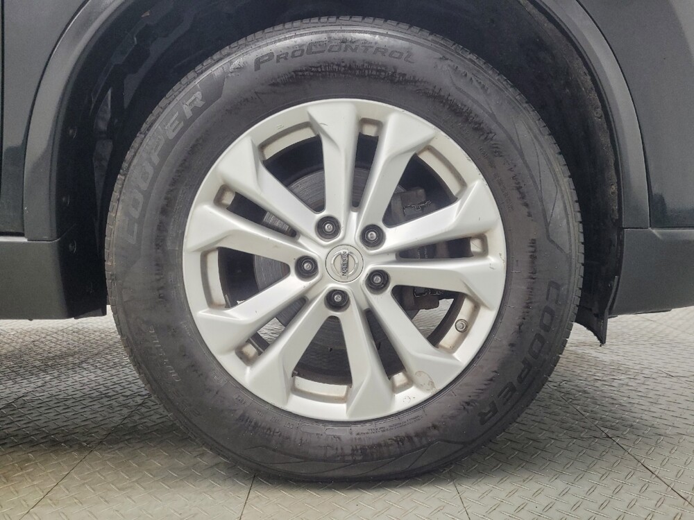 2015 Nissan Rogue in Indianapolis, IN 46219 - 18120735 31