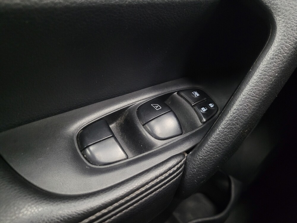 2015 Nissan Rogue in Indianapolis, IN 46219 - 18120735 27