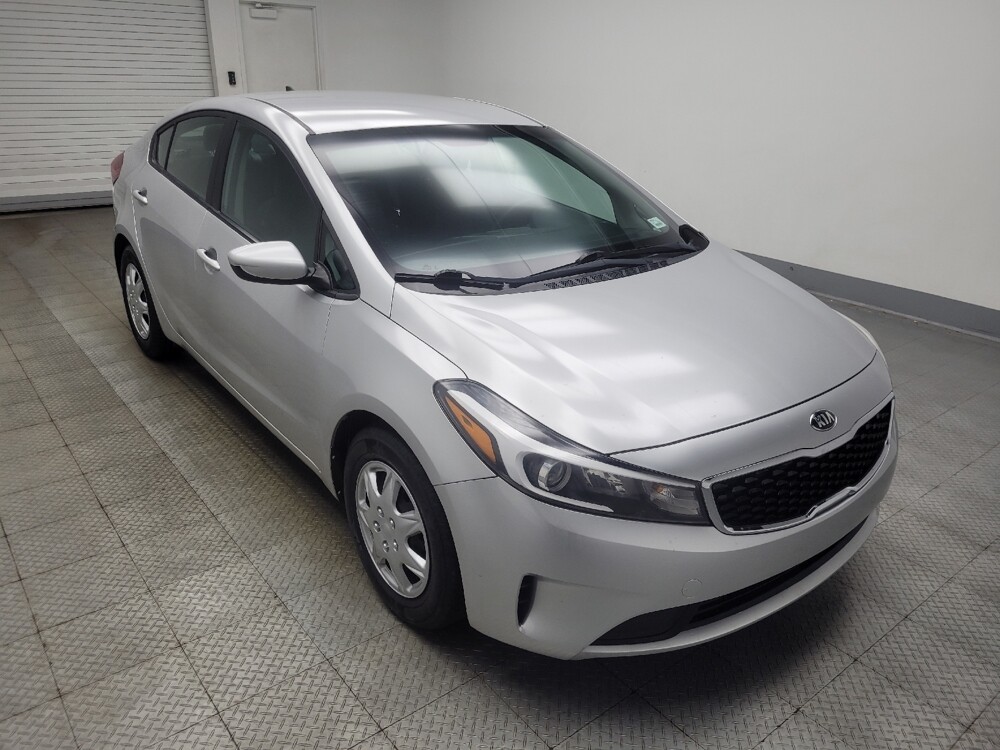 2017 Kia Forte in Indianapolis, IN 46219 - 18120736 13