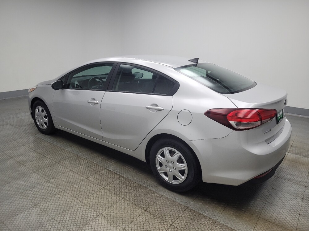 2017 Kia Forte in Indianapolis, IN 46219 - 18120736 3