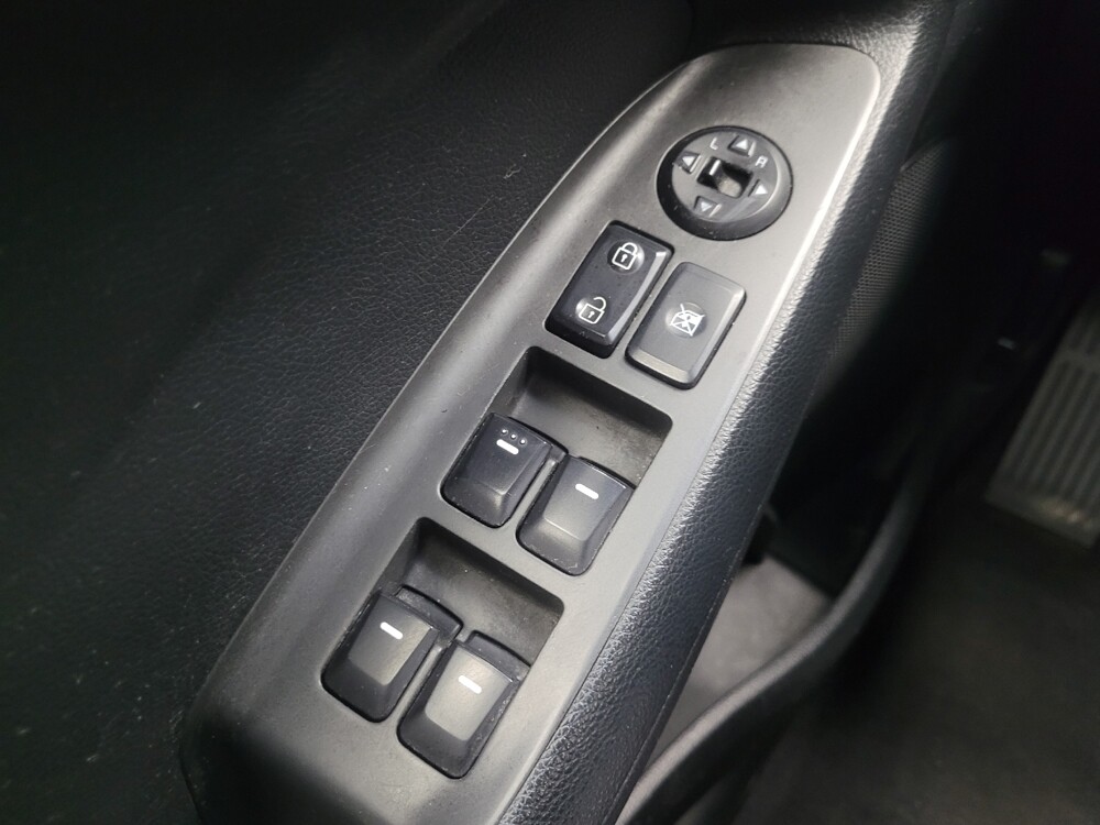 2017 Kia Forte in Indianapolis, IN 46219 - 18120736 27