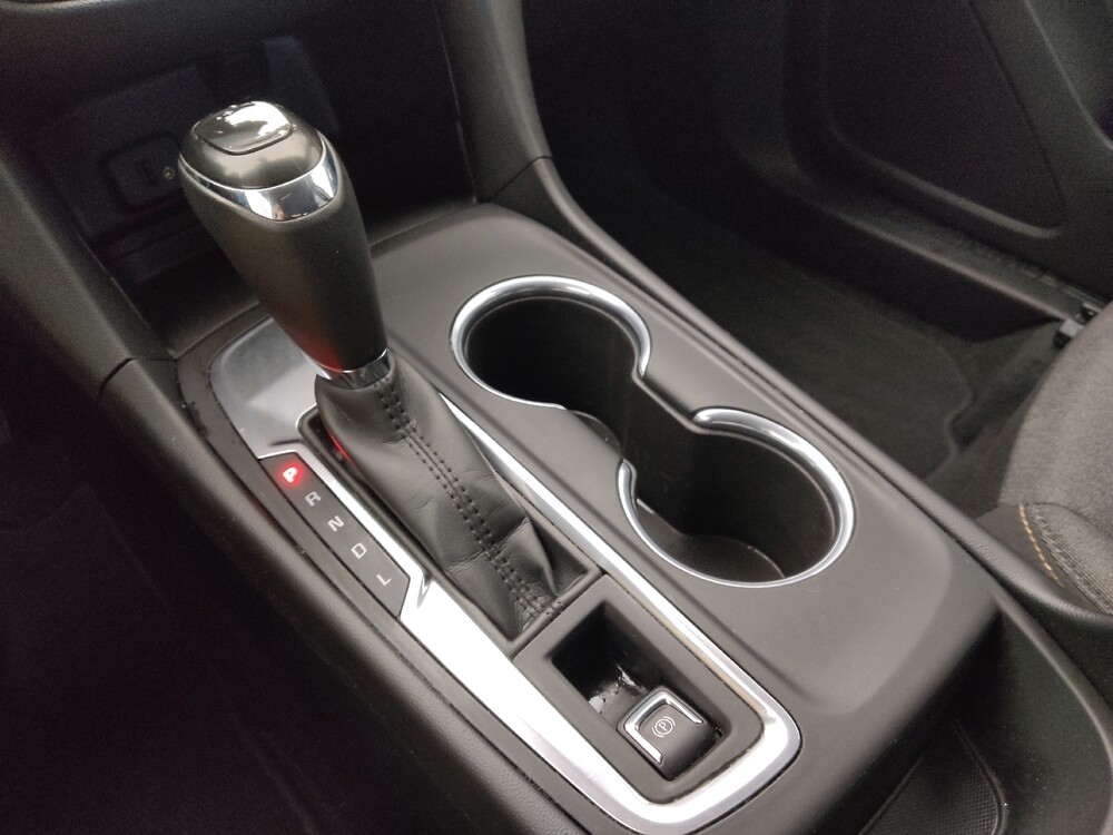 2018 Chevrolet Equinox in St. Louis, MO 63136 - 18120737 26