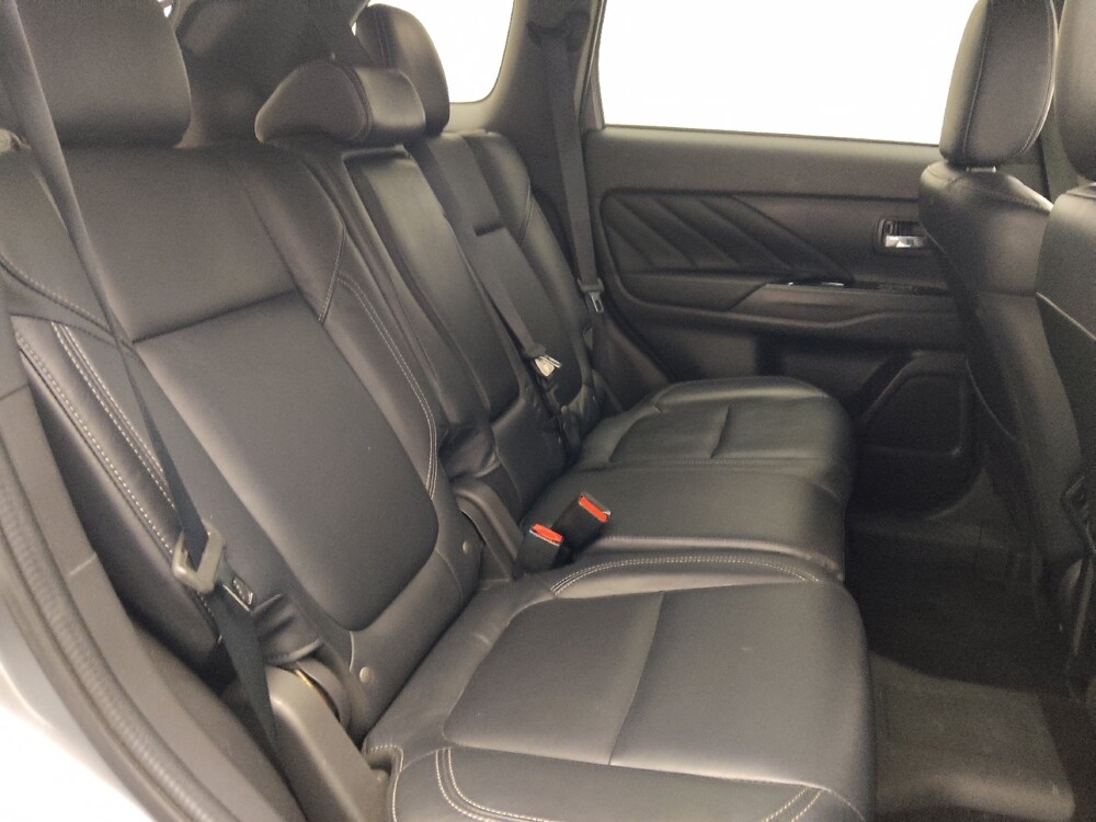 2022 Mitsubishi Outlander in Salem, VA 24153 - 18120739 19