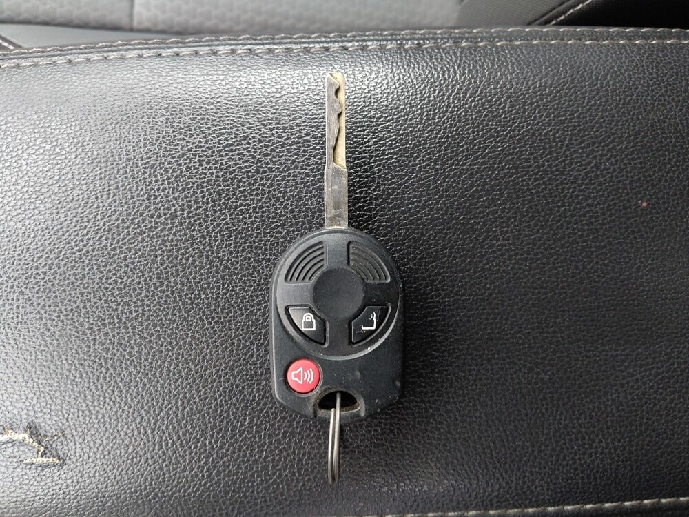 2018 Ford Escape in Marietta, GA 30062 - 18120741 32