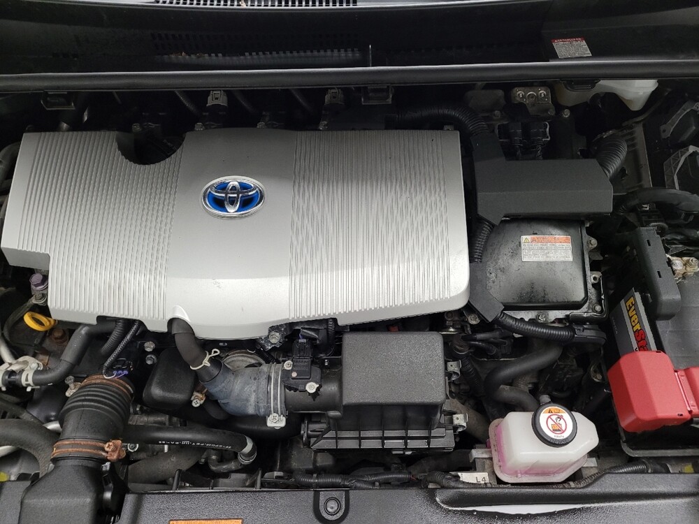 2021 Toyota Prius Prime in Eastpointe, MI 48021 - 18120755 30