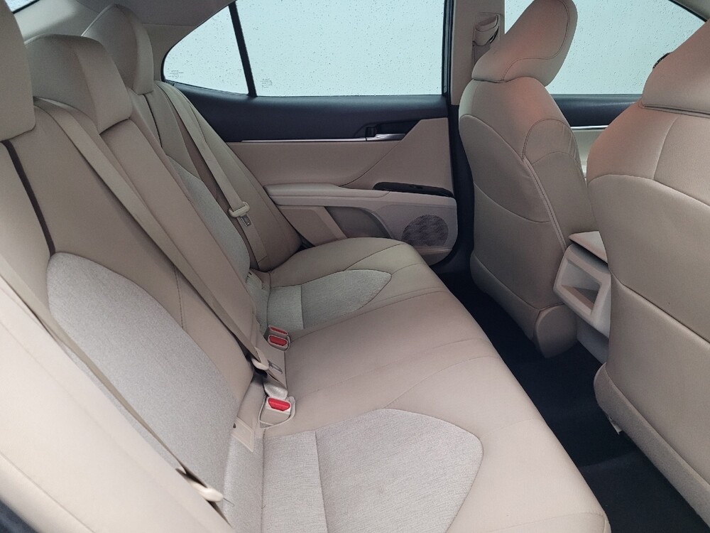 2019 Toyota Camry in Antioch, TN 37013 - 18120759 19