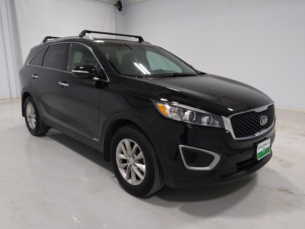 2018 Kia Sorento in Columbus, OH 43231 - 18120761 13