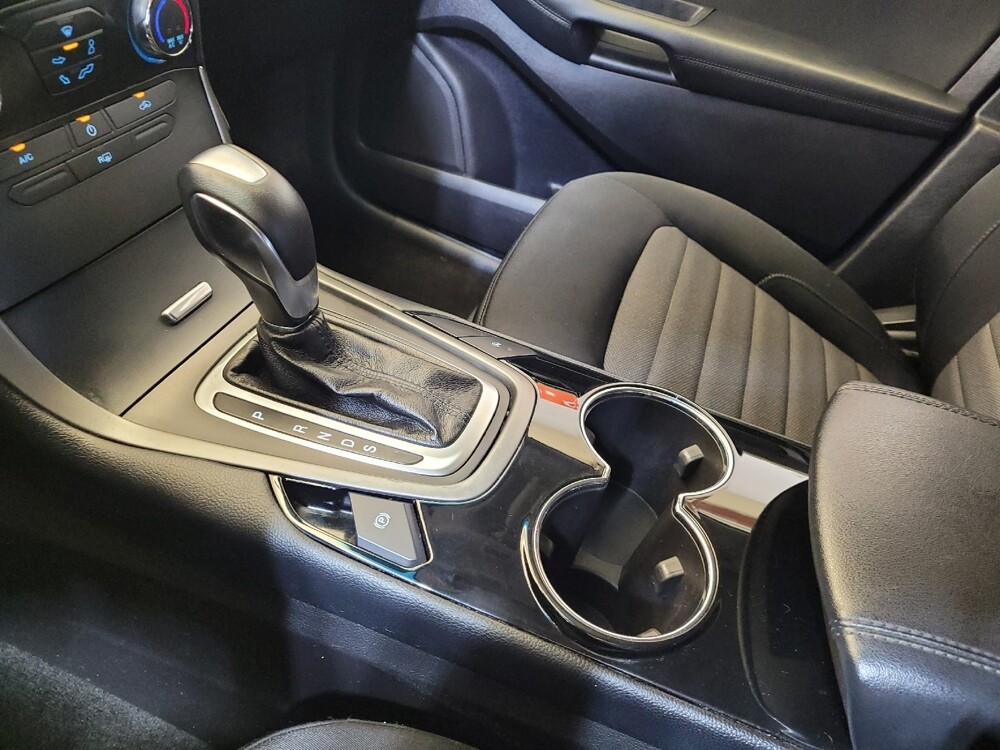 2018 Ford Edge in Cincinnati, OH 45255 - 18120764 26