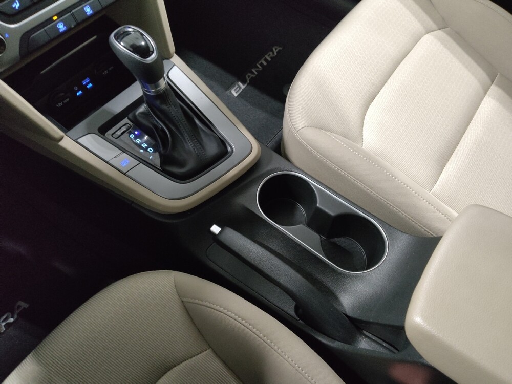 2018 Hyundai Elantra in Columbus, OH 43231 - 18120768 26