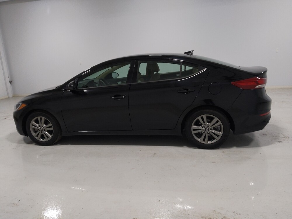 2018 Hyundai Elantra in Columbus, OH 43231 - 18120768 3