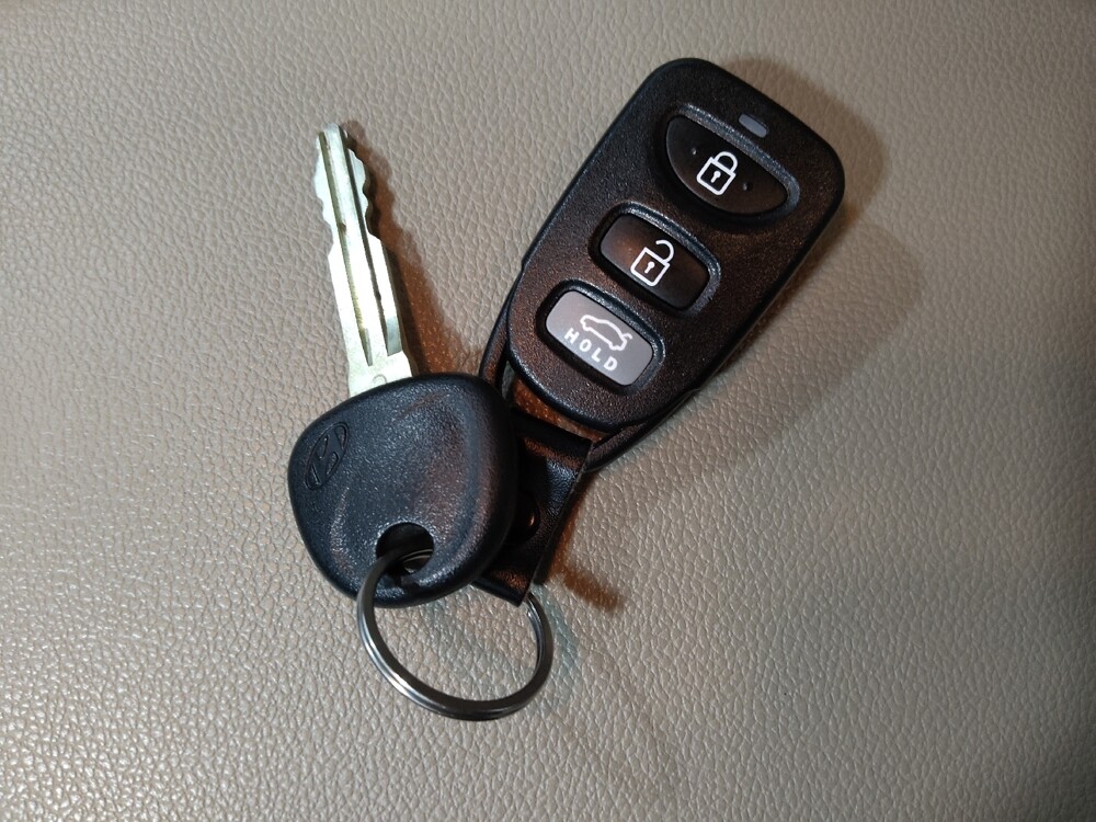 2018 Hyundai Elantra in Columbus, OH 43231 - 18120768 32