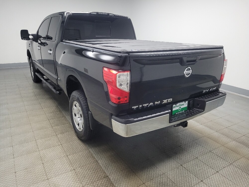 2017 Nissan Titan in Indianapolis, IN 46219 - 18120773 5