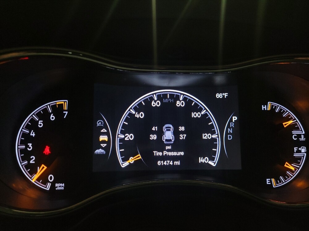 2018 Jeep Grand Cherokee in Plymouth Meeting, PA 19462 - 18120775 23