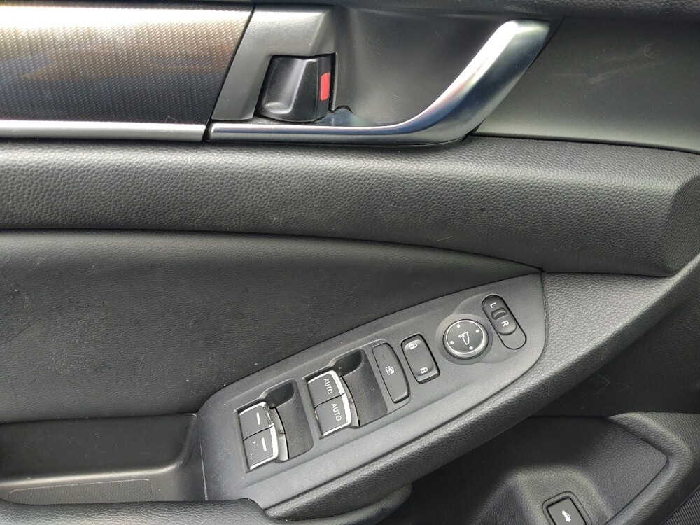 2018 Honda Accord in Lubbock, TX 79424 - 18120781 27