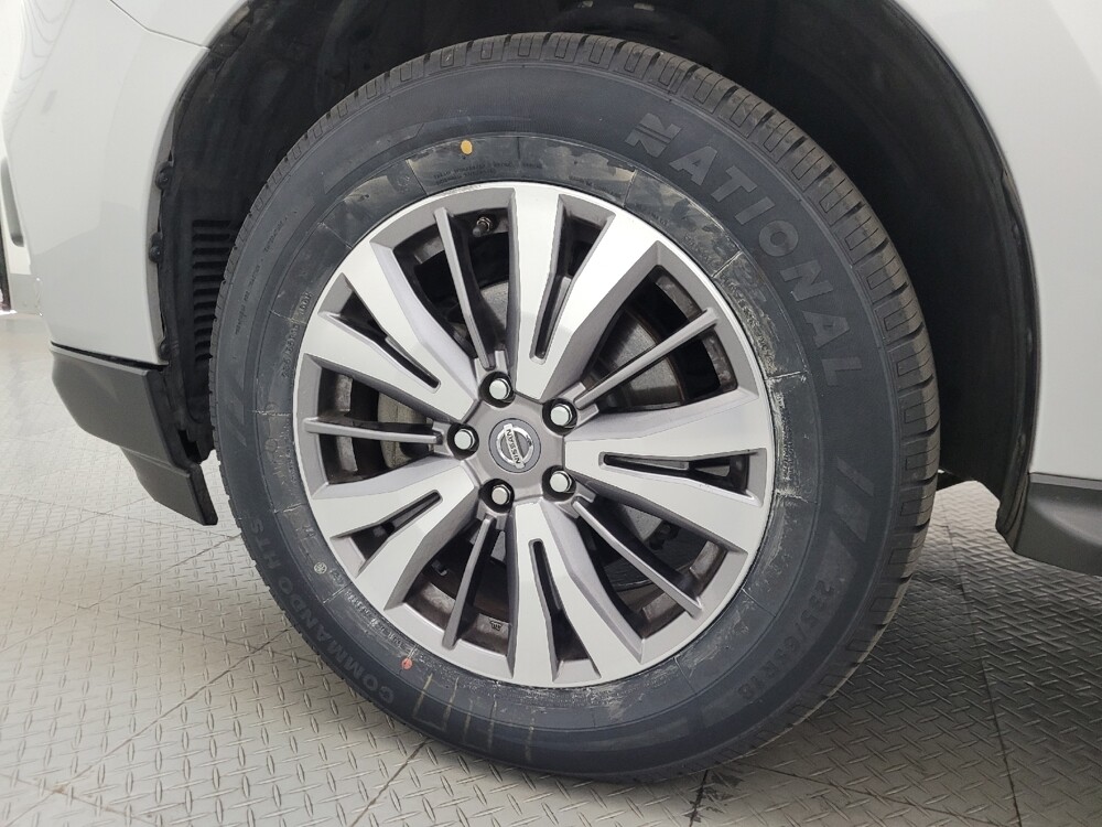 2018 Nissan Pathfinder in Mesa, AZ 85210 - 18120782 31