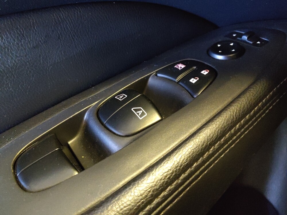 2018 Nissan Pathfinder in Mesa, AZ 85210 - 18120782 27