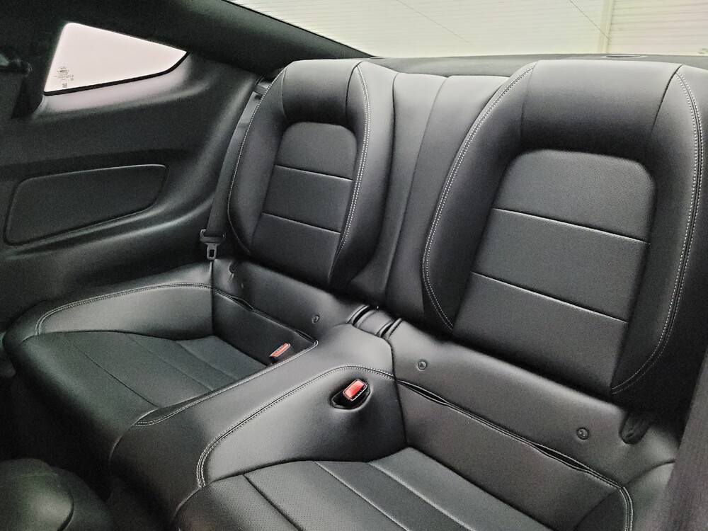 2016 Ford Mustang in Hialeah, FL 33014 - 18120804 18