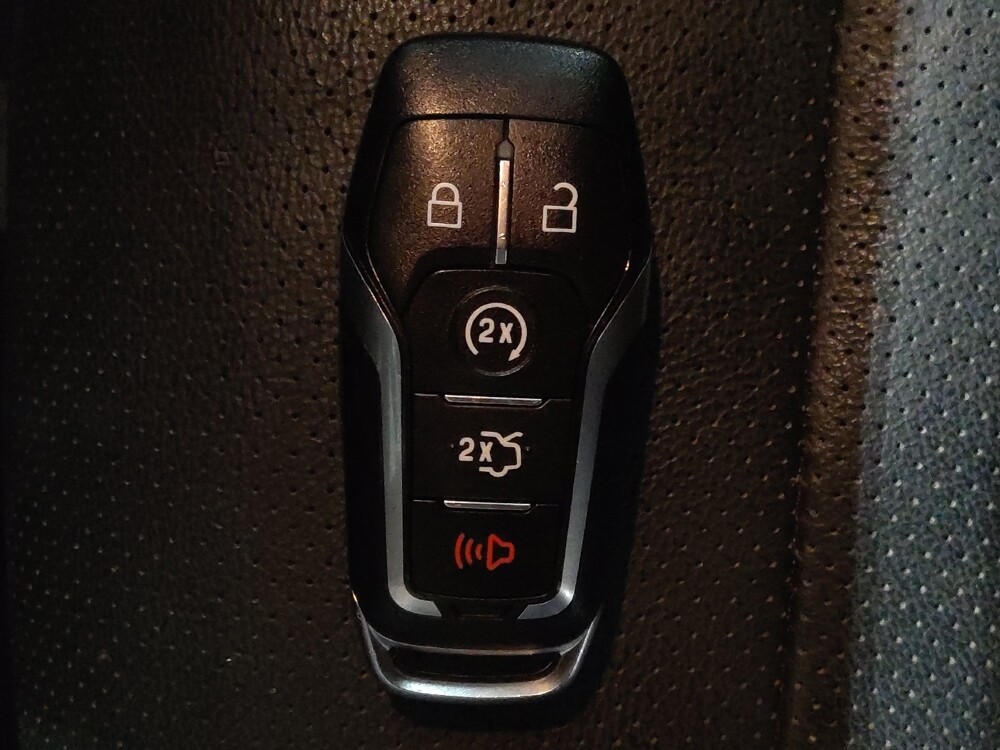 2016 Ford Mustang in Hialeah, FL 33014 - 18120804 32