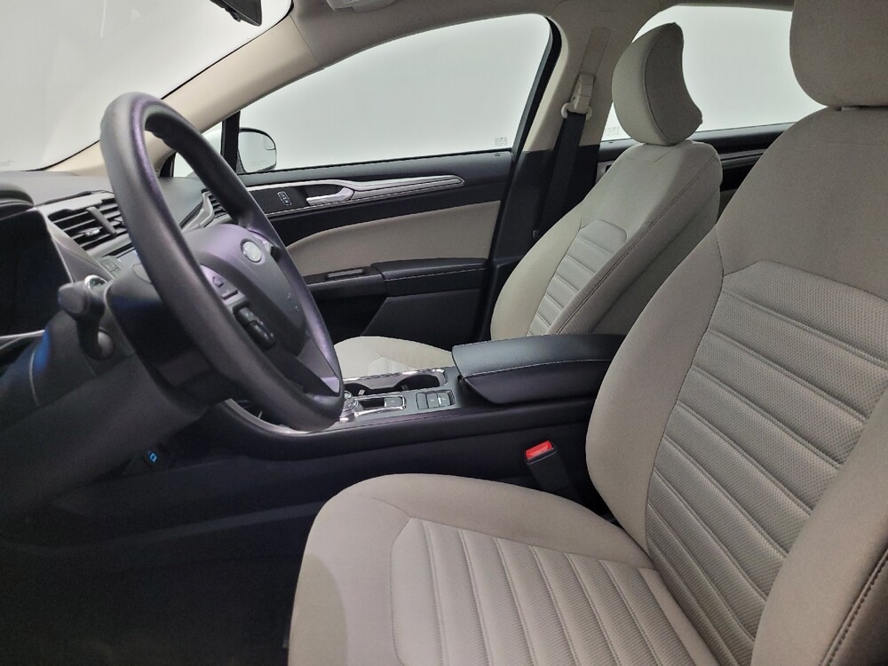 2018 Ford Fusion in Phoenix, AZ 85015 - 18120806 17